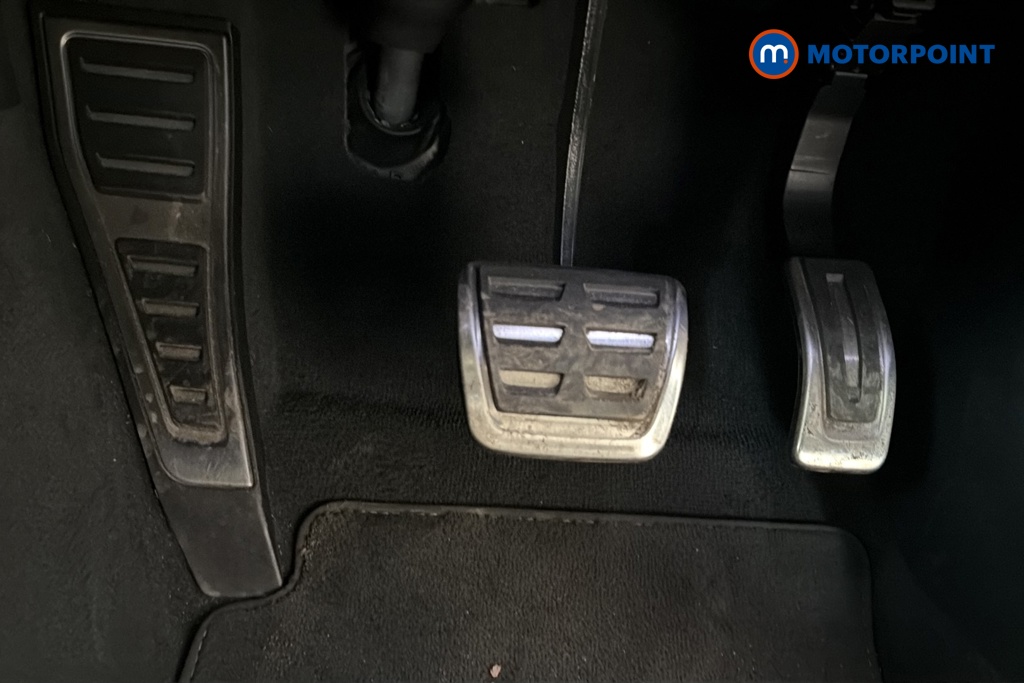 Audi A4 Black Edition Automatic Petrol Estate - Stock Number (1686517) - 24th supplementary image