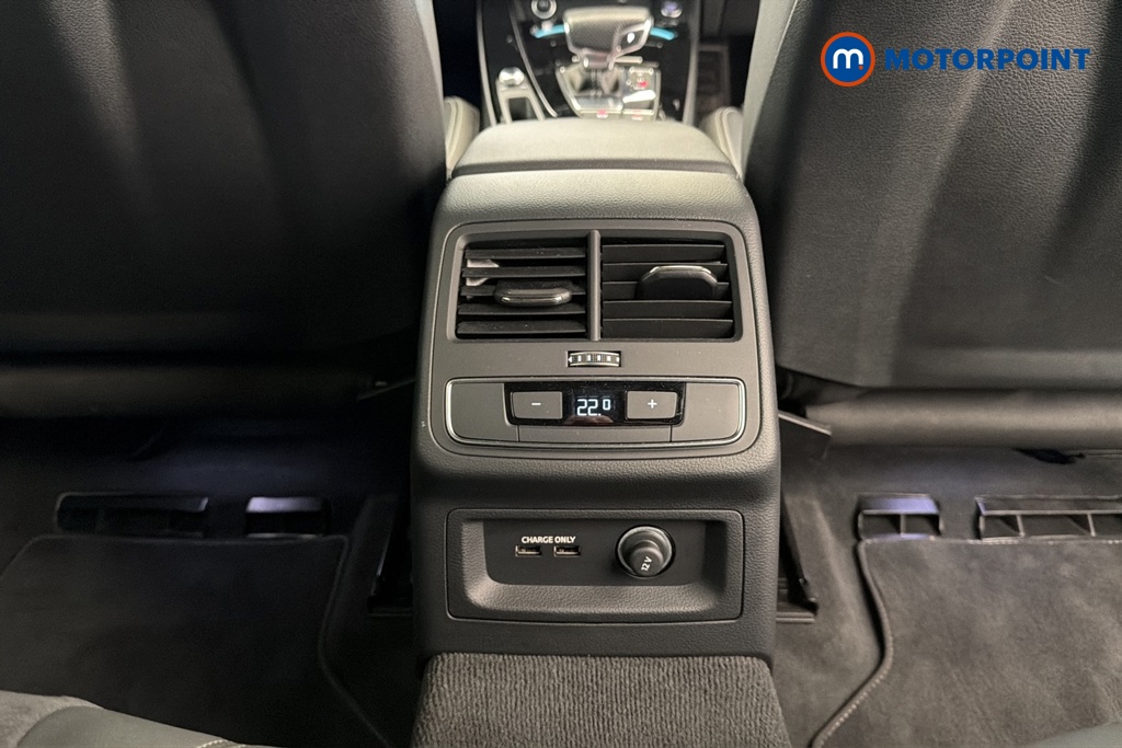 Audi A4 Black Edition Automatic Petrol Estate - Stock Number (1686517) - 28th supplementary image