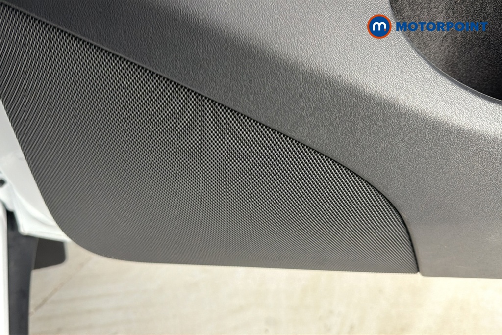 Tesla Model Y Rwd 5Dr Auto Automatic Electric SUV - Stock Number (1686624) - 21st supplementary image
