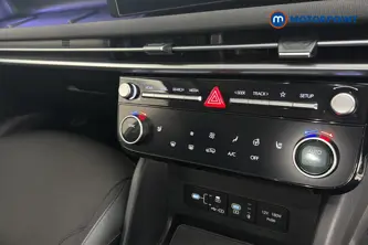 Hyundai Tucson Premium Manual Petrol SUV - Stock Number (1686673) - 12th supplementary image