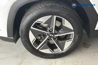 Hyundai Tucson Premium Manual Petrol SUV - Stock Number (1686673) - 44th supplementary image