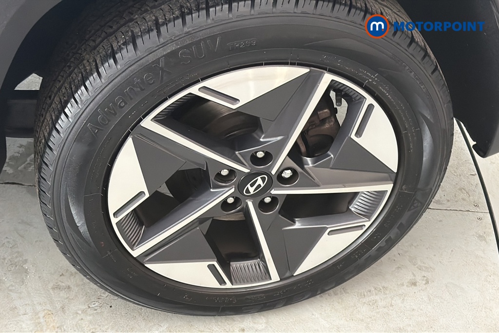 Hyundai Tucson Premium Manual Petrol SUV - Stock Number (1686673) - 45th supplementary image