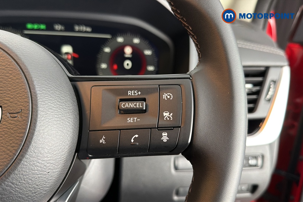 Nissan Qashqai N-Connecta Automatic Petrol-Electric Hybrid SUV - Stock Number (1687112) - 3rd supplementary image