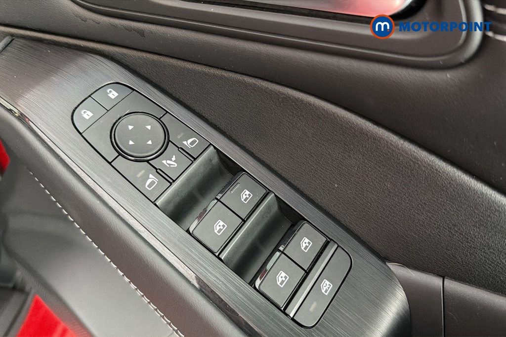 Nissan Qashqai N-Connecta Automatic Petrol-Electric Hybrid SUV - Stock Number (1687112) - 19th supplementary image