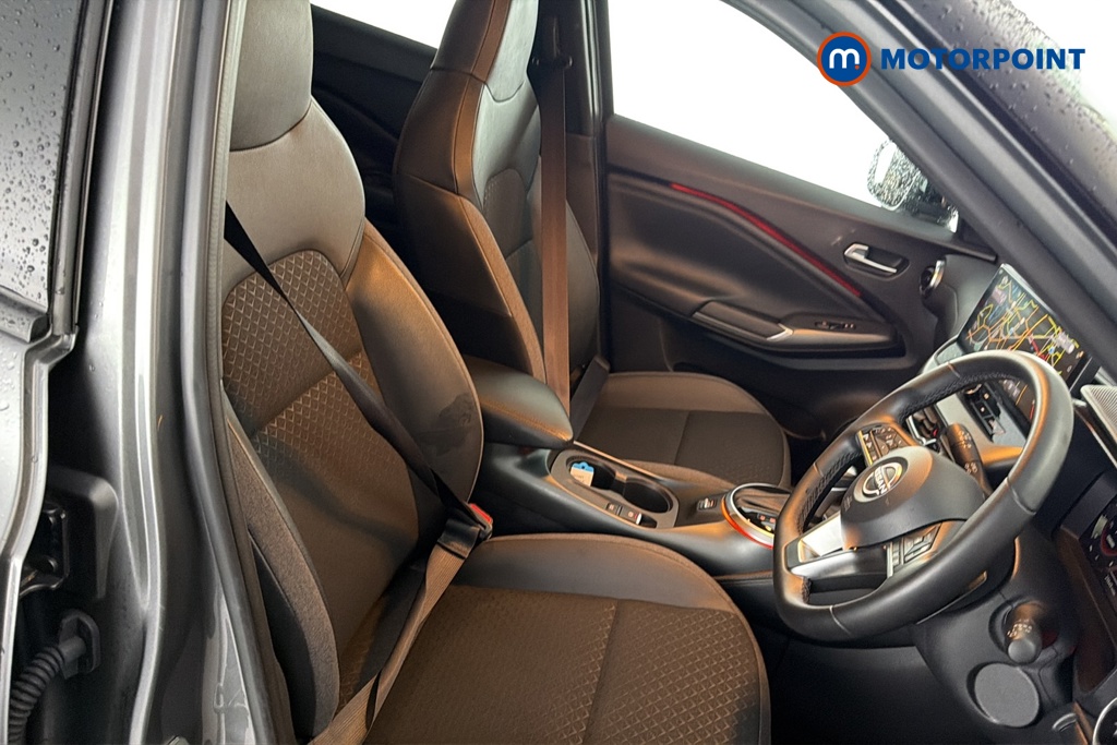 Nissan Juke N-Connecta Automatic Petrol SUV - Stock Number (1642401) - 22nd supplementary image