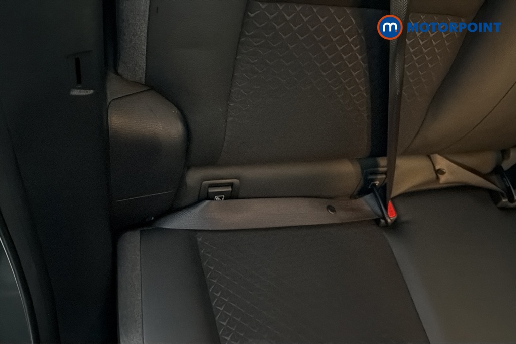 Nissan Juke N-Connecta Automatic Petrol SUV - Stock Number (1642401) - 27th supplementary image