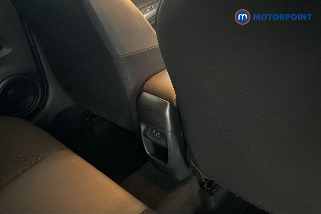 Nissan Juke N-Connecta Automatic Petrol SUV - Stock Number (1642401) - 28th supplementary image
