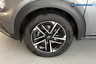 Nissan Juke N-Connecta Automatic Petrol SUV - Stock Number (1642401) - 44th supplementary image