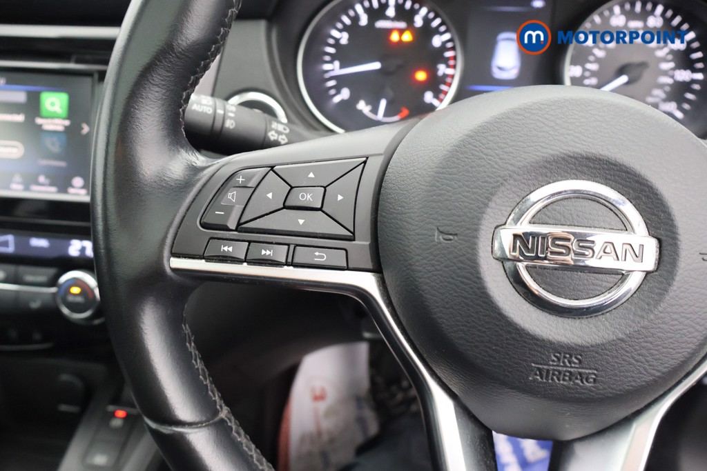 Nissan Qashqai Tekna Manual Petrol SUV - Stock Number (1668329) - 2nd supplementary image