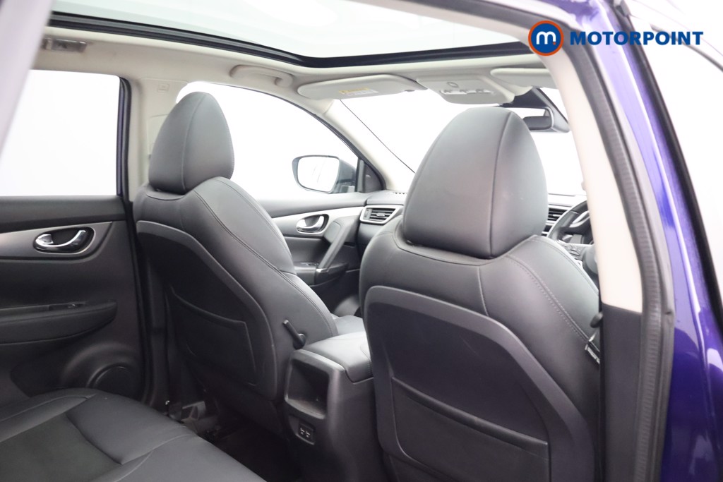 Nissan Qashqai Tekna Manual Petrol SUV - Stock Number (1668329) - 19th supplementary image