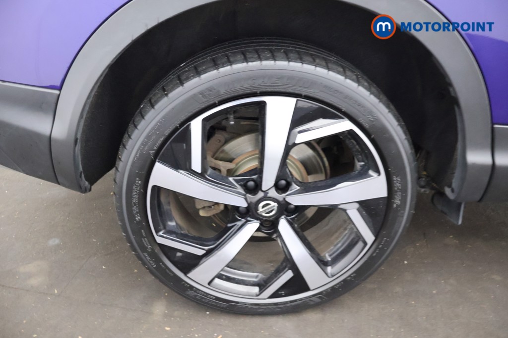Nissan Qashqai Tekna Manual Petrol SUV - Stock Number (1668329) - 26th supplementary image