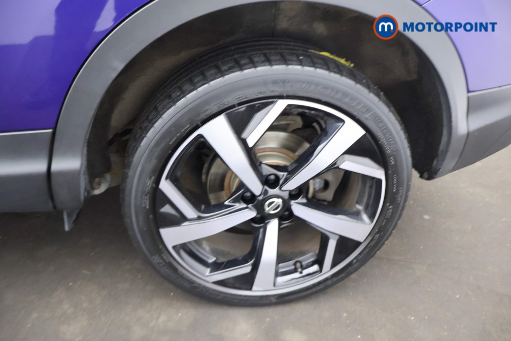 Nissan Qashqai Tekna Manual Petrol SUV - Stock Number (1668329) - 33rd supplementary image