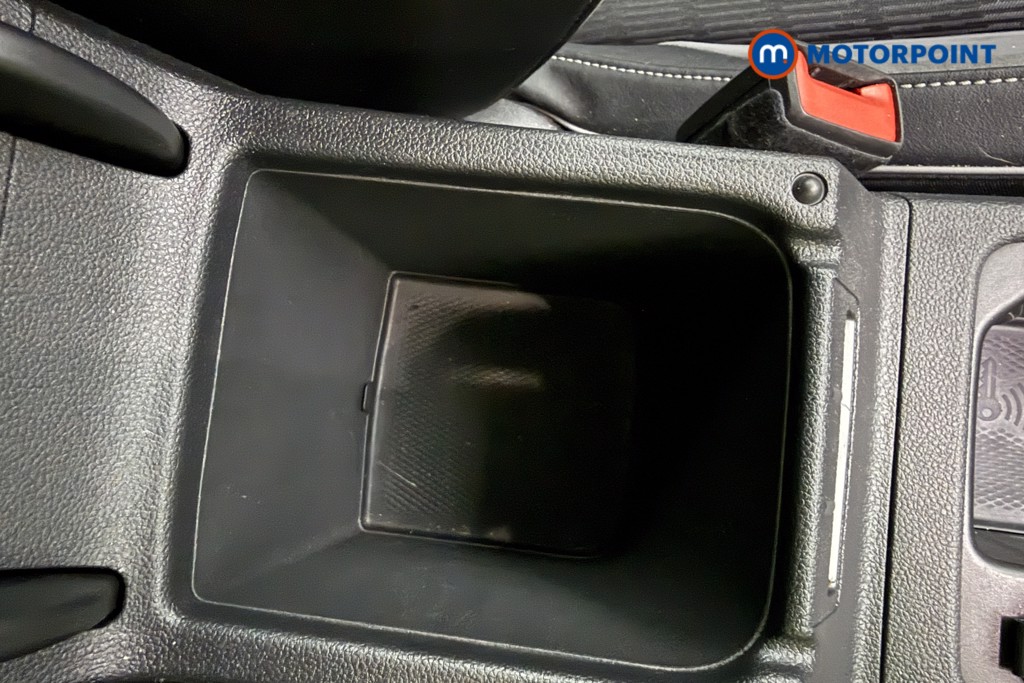 Volkswagen Golf R-Line Automatic Petrol Hatchback - Stock Number (1672746) - 27th supplementary image