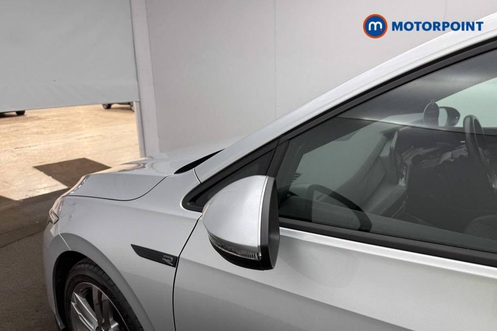 Volkswagen Golf R-Line Automatic Petrol Hatchback - Stock Number (1672746) - 36th supplementary image