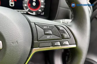 Nissan Juke N-Connecta Manual Petrol SUV - Stock Number (1673617) - 3rd supplementary image
