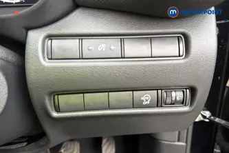 Nissan Juke N-Connecta Manual Petrol SUV - Stock Number (1673617) - 11th supplementary image
