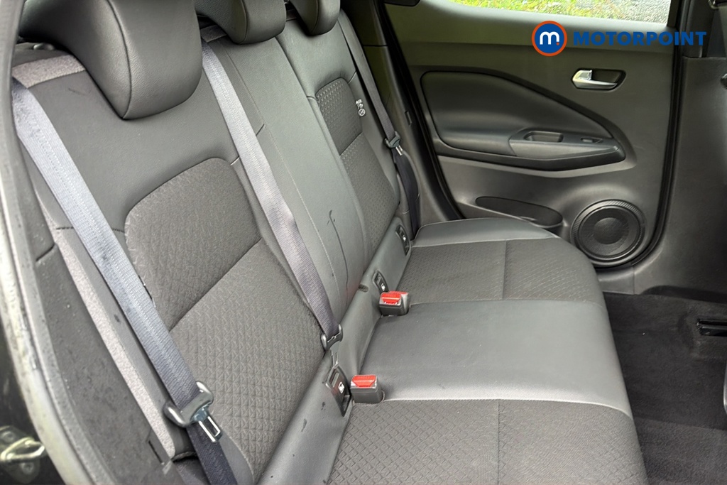 Nissan Juke N-Connecta Manual Petrol SUV - Stock Number (1673617) - 25th supplementary image