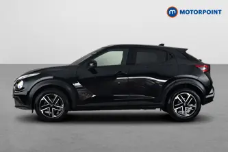 Nissan Juke N-Connecta Manual Petrol SUV - Stock Number (1673617) - Drivers side