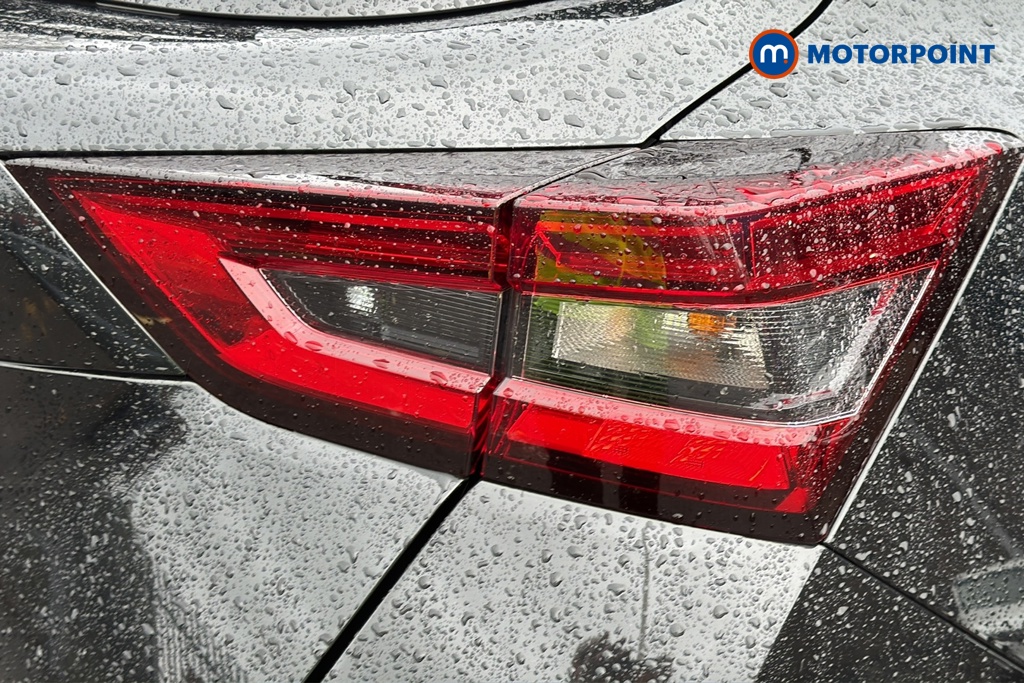 Nissan Juke N-Connecta Manual Petrol SUV - Stock Number (1673617) - 36th supplementary image