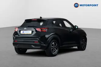 Nissan Juke N-Connecta Manual Petrol SUV - Stock Number (1673617) - Passenger side rear corner