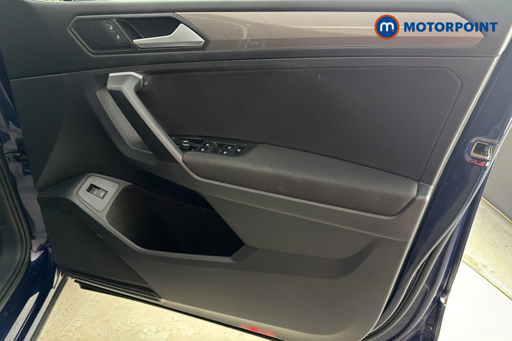 Volkswagen Tiguan Allspace Life Automatic Petrol SUV - Stock Number (1675990) - 18th supplementary image