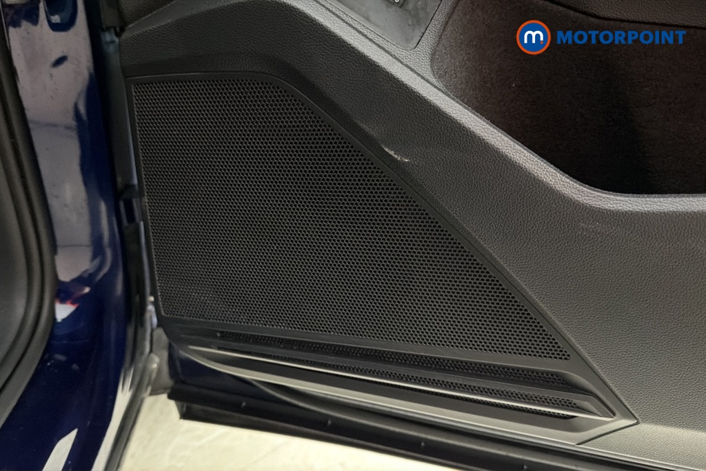 Volkswagen Tiguan Allspace Life Automatic Petrol SUV - Stock Number (1675990) - 21st supplementary image