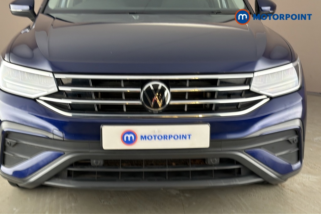 Volkswagen Tiguan Allspace Life Automatic Petrol SUV - Stock Number (1675990) - 43rd supplementary image