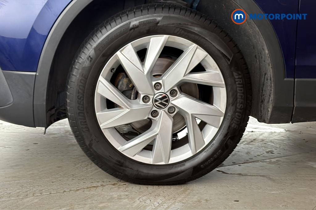 Volkswagen Tiguan Allspace Life Automatic Petrol SUV - Stock Number (1675990) - 44th supplementary image