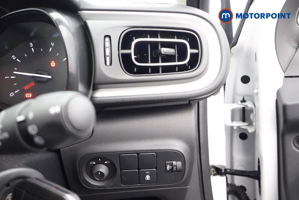 Citroen C3 Plus Manual Petrol Hatchback - Stock Number (1677568) - 7th supplementary image