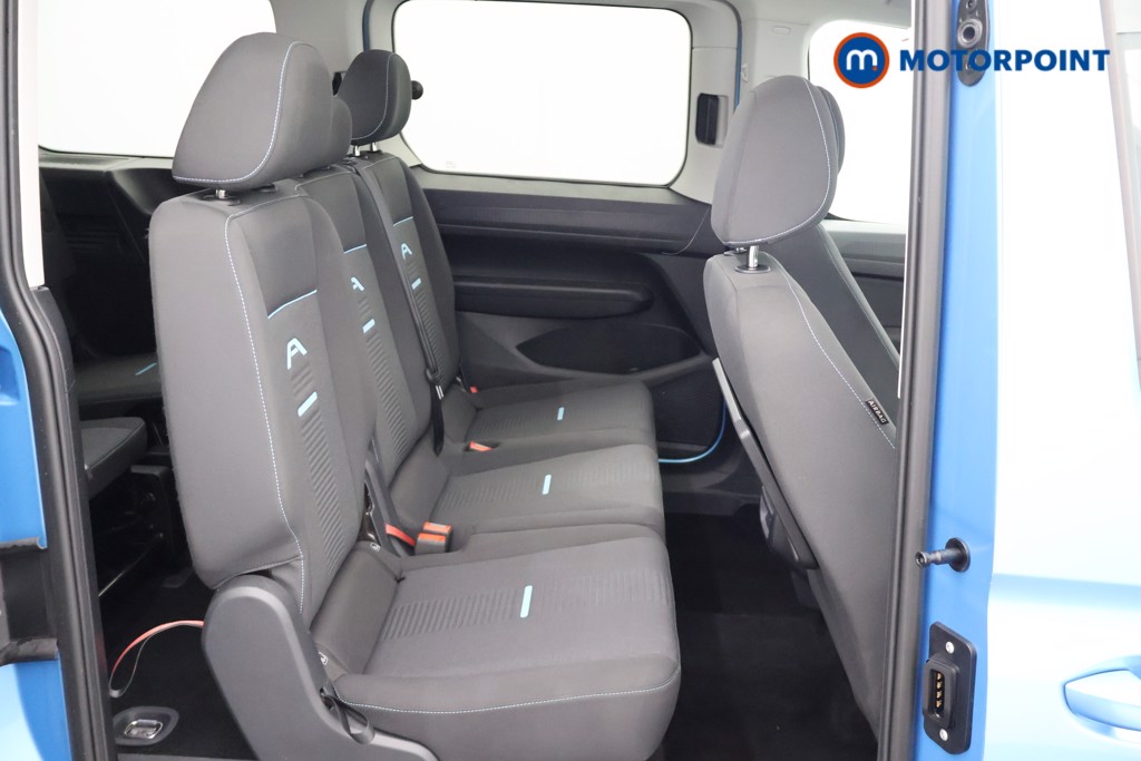 Ford Grand Tourneo Connect Active Automatic Diesel People Carrier - Stock Number (1677583) - 17th supplementary image