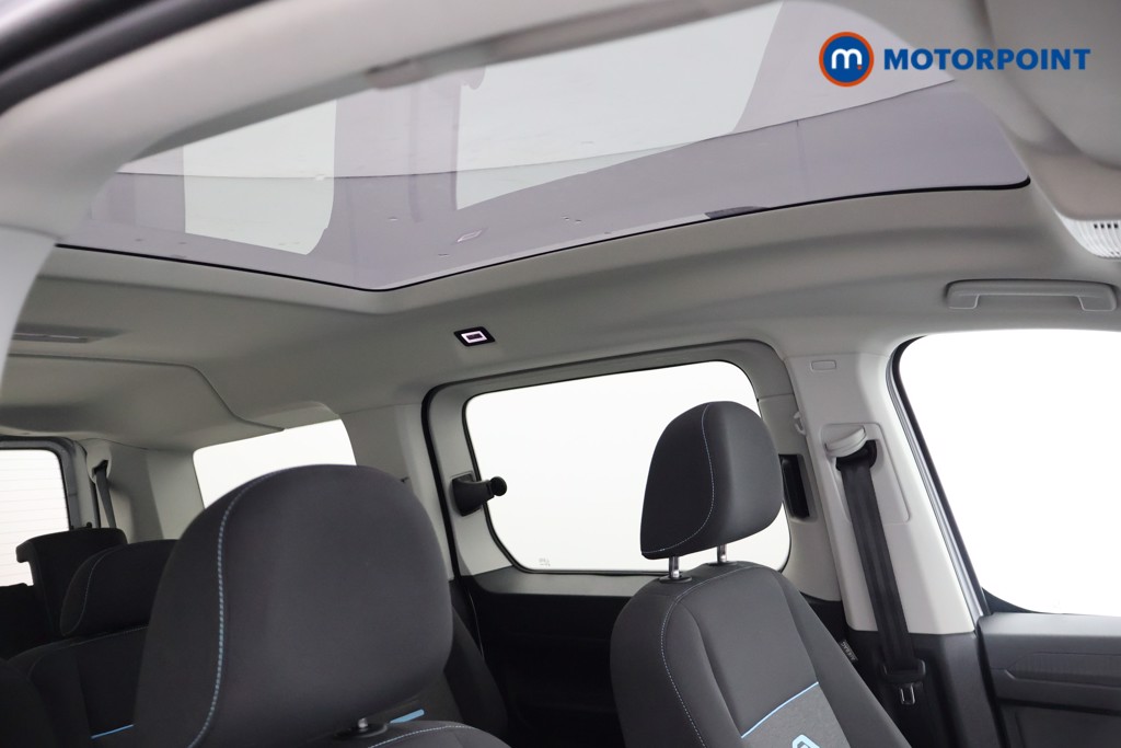 Ford Grand Tourneo Connect Active Automatic Diesel People Carrier - Stock Number (1677595) - 17th supplementary image