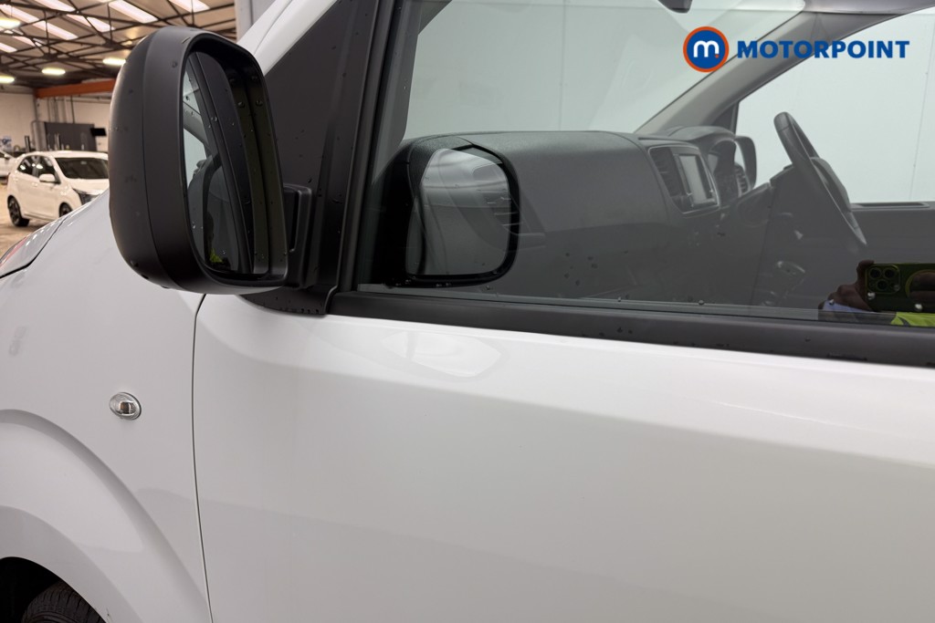 Vauxhall Vivaro Prime Manual Diesel Panel Van - Stock Number (1677834) - 4th supplementary image