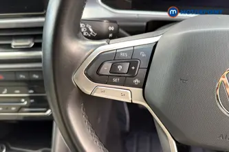 Volkswagen T-Roc Style Manual Petrol SUV - Stock Number (1678497) - 4th supplementary image