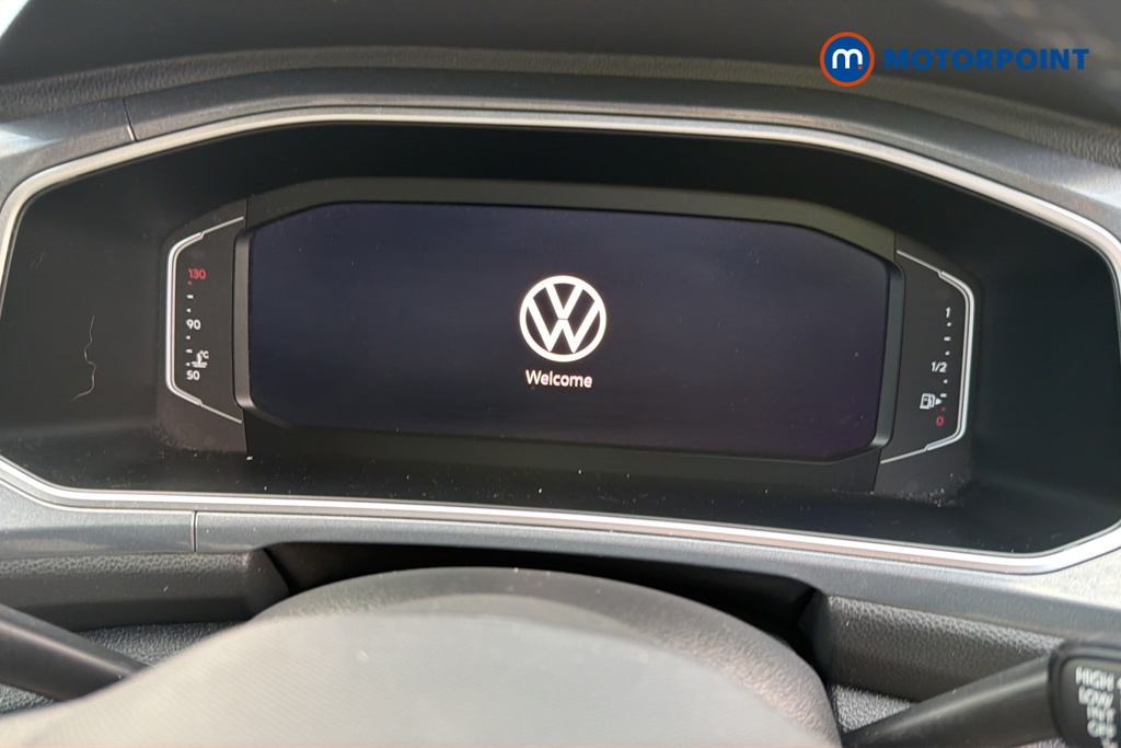 Volkswagen T-Roc Style Manual Petrol SUV - Stock Number (1678497) - 7th supplementary image