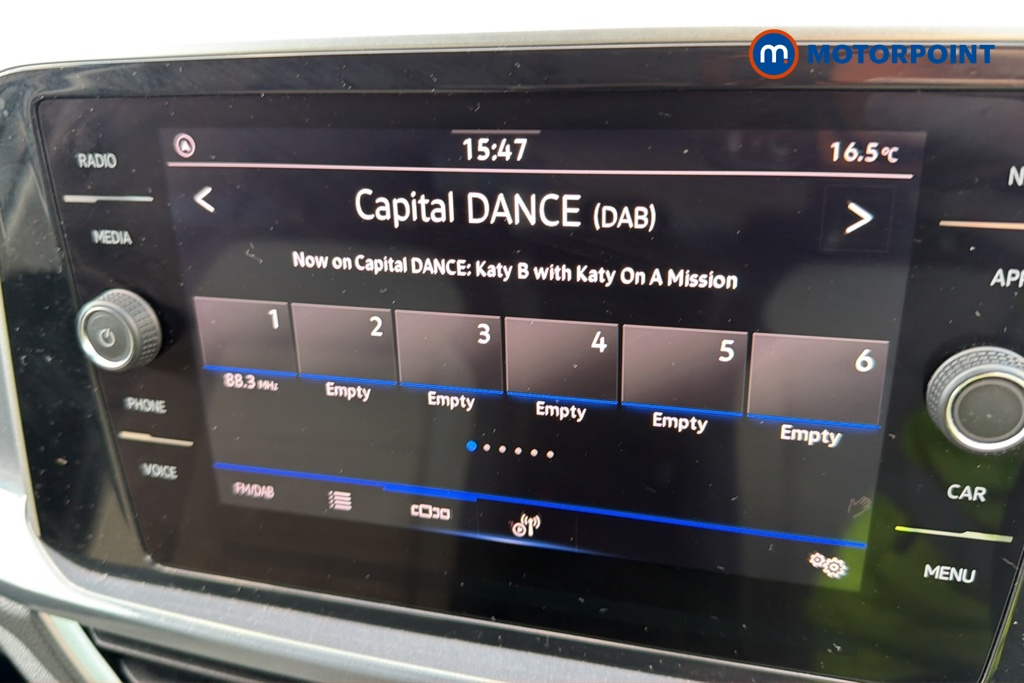 Volkswagen T-Roc Style Manual Petrol SUV - Stock Number (1678497) - 8th supplementary image