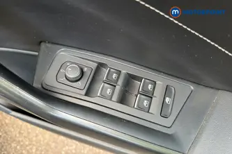 Volkswagen T-Roc Style Manual Petrol SUV - Stock Number (1678497) - 19th supplementary image