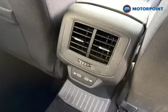 Volkswagen T-Roc Style Manual Petrol SUV - Stock Number (1678497) - 28th supplementary image