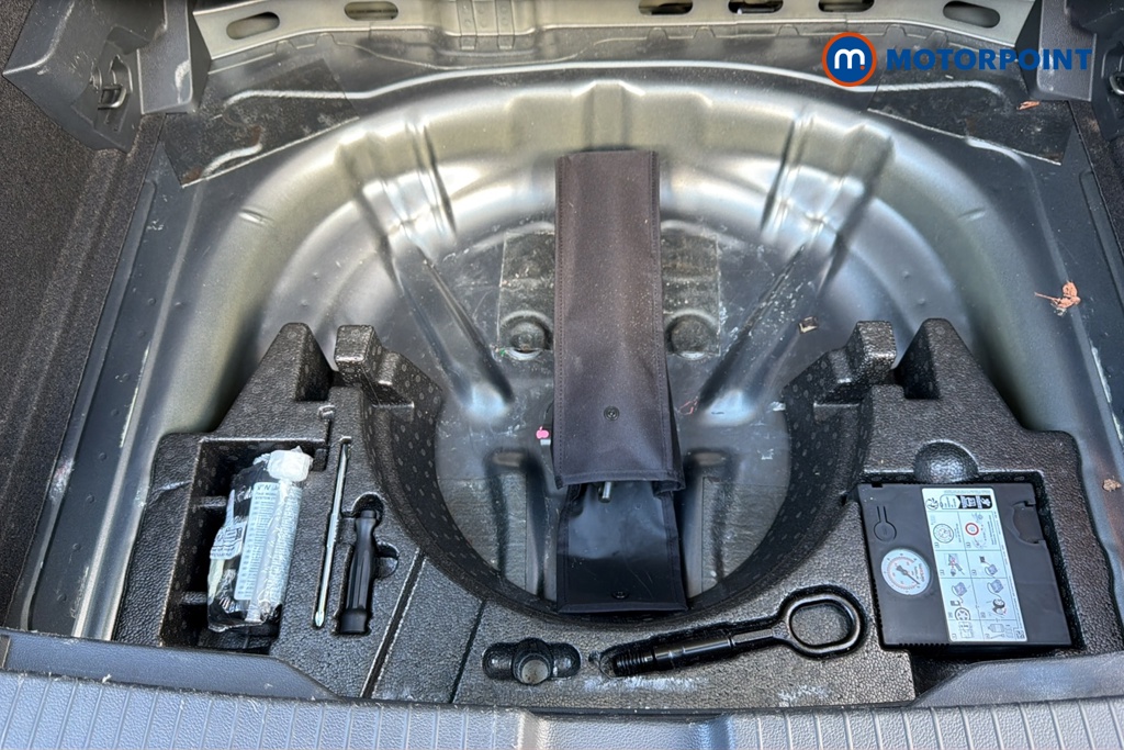 Volkswagen T-Roc Style Manual Petrol SUV - Stock Number (1678497) - 33rd supplementary image