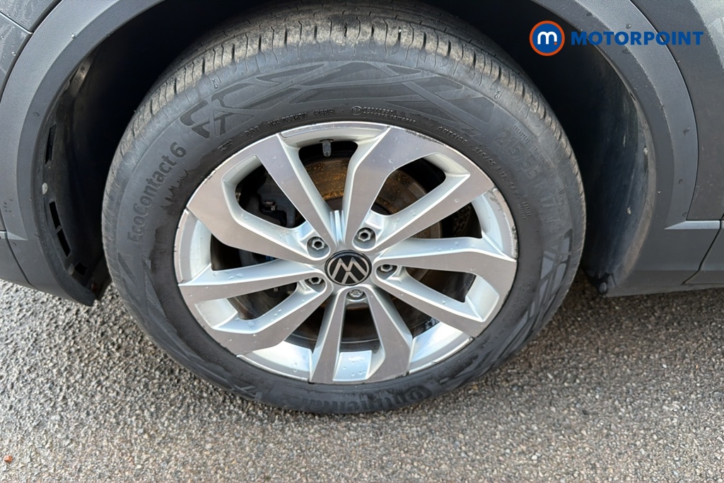Volkswagen T-Roc Style Manual Petrol SUV - Stock Number (1678497) - 44th supplementary image
