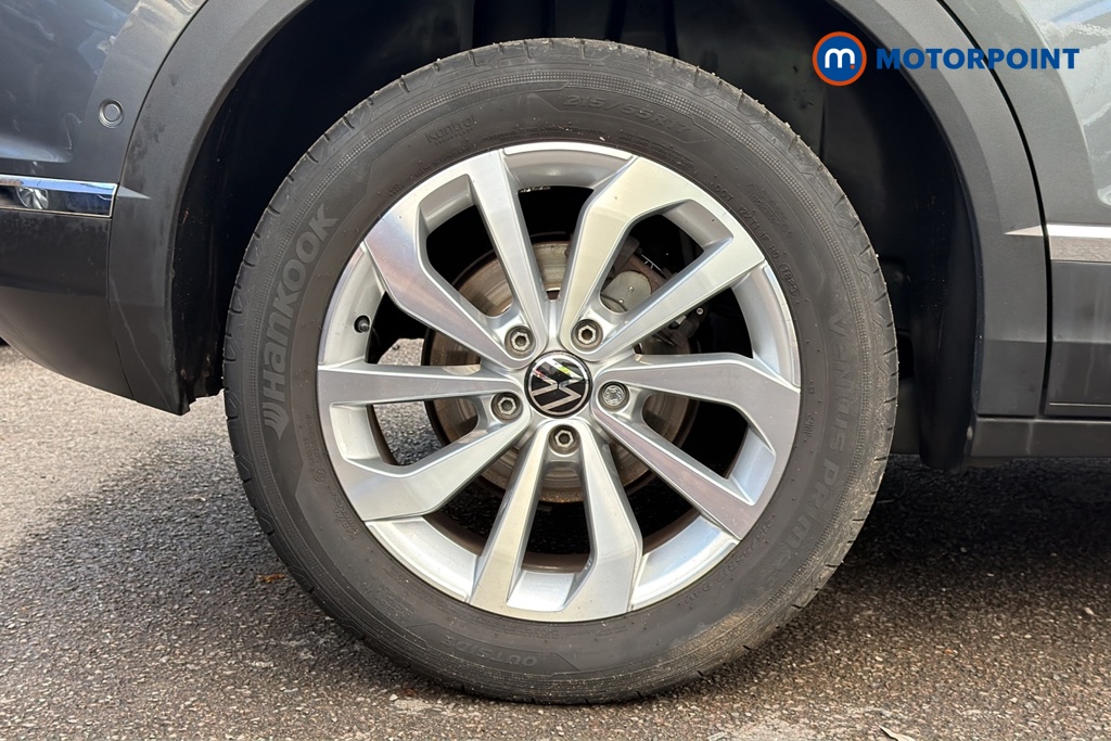Volkswagen T-Roc Style Manual Petrol SUV - Stock Number (1678497) - 46th supplementary image