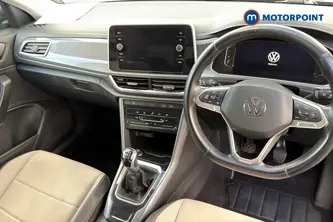 Volkswagen T-Roc Style Manual Petrol SUV - Stock Number (1678497) - 1st supplementary image