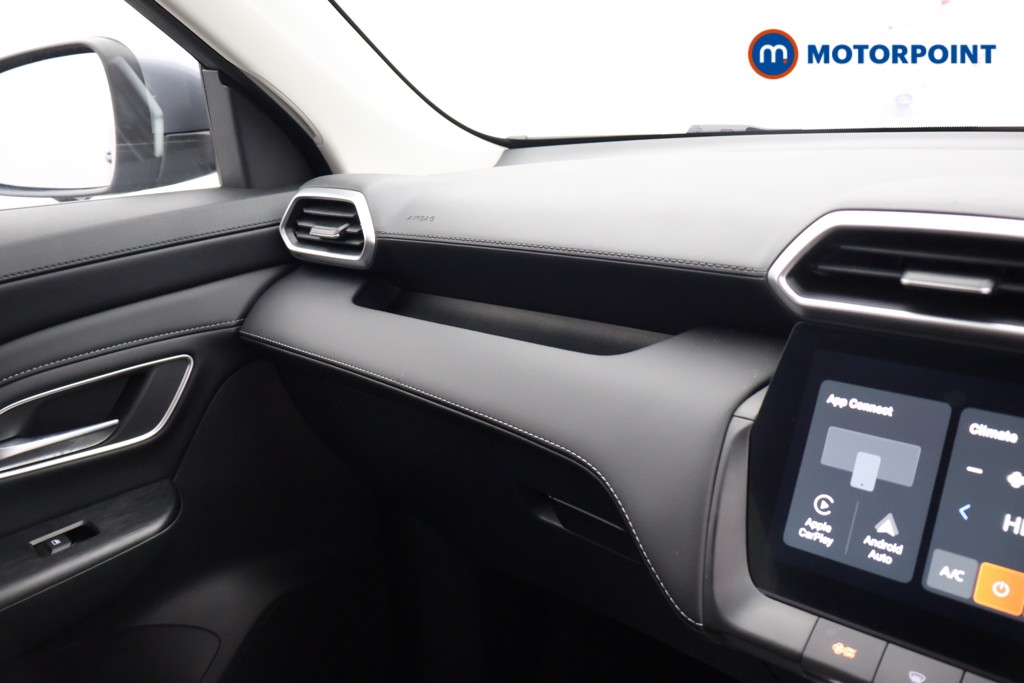 Mg Motor Uk ZS Trophy Automatic Petrol-Electric Hybrid SUV - Stock Number (1678853) - 11th supplementary image