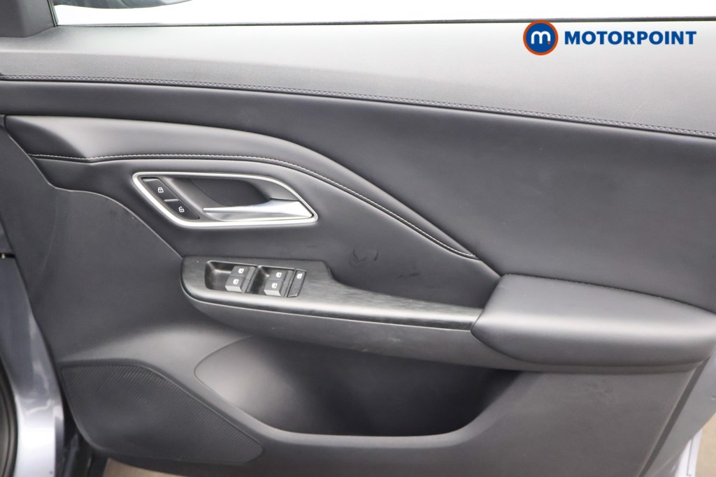 Mg Motor Uk ZS Trophy Automatic Petrol-Electric Hybrid SUV - Stock Number (1678853) - 14th supplementary image