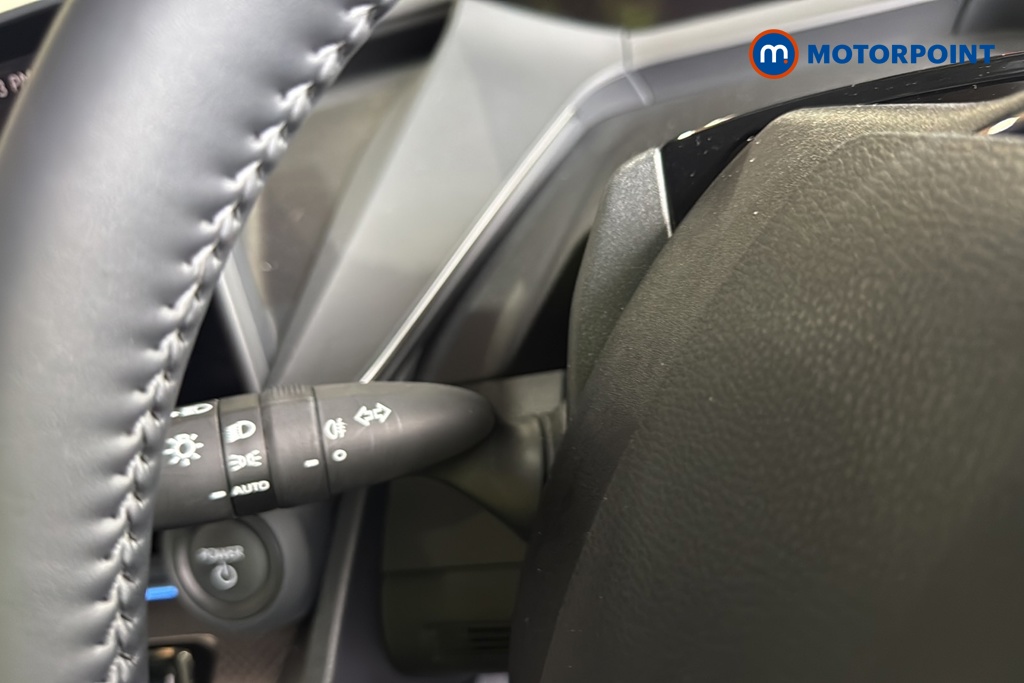 Toyota Prius Design Automatic Petrol Plug-In Hybrid Hatchback - Stock Number (1679403) - 5th supplementary image