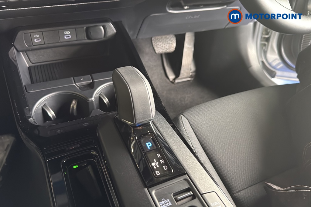 Toyota Prius Design Automatic Petrol Plug-In Hybrid Hatchback - Stock Number (1679403) - 15th supplementary image