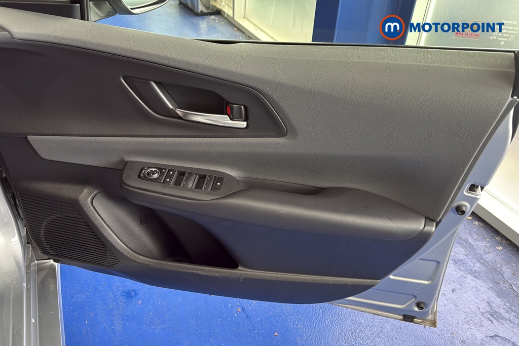 Toyota Prius Design Automatic Petrol Plug-In Hybrid Hatchback - Stock Number (1679403) - 18th supplementary image