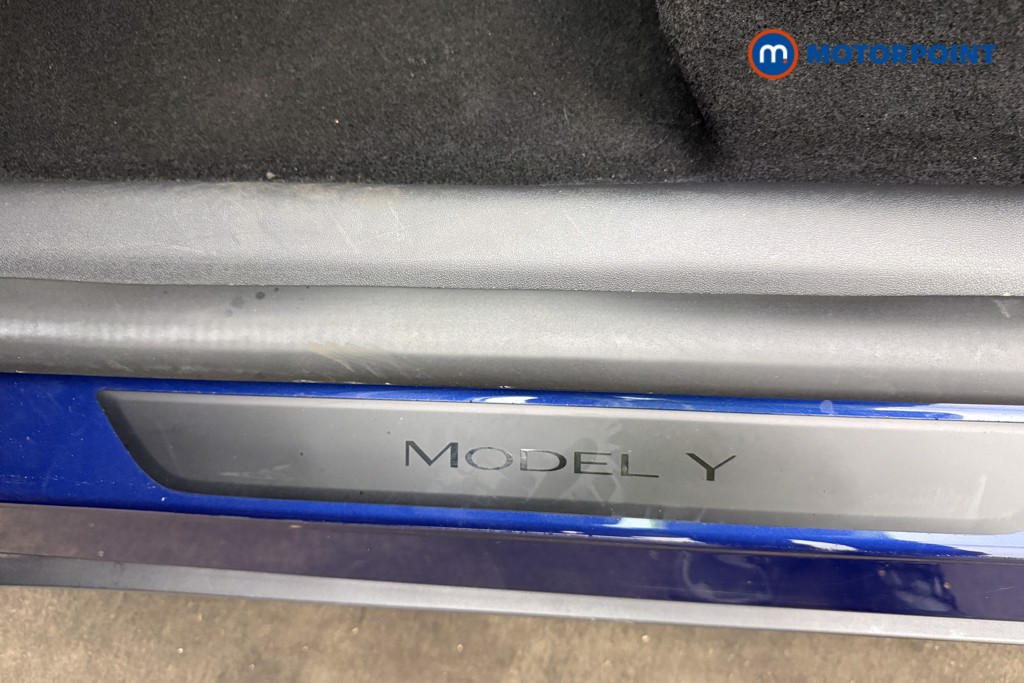 Tesla Model Y Long Range Automatic Electric SUV - Stock Number (1679988) - 15th supplementary image