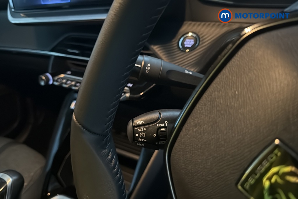 Peugeot 208 Allure Manual Petrol Hatchback - Stock Number (1680453) - 3rd supplementary image