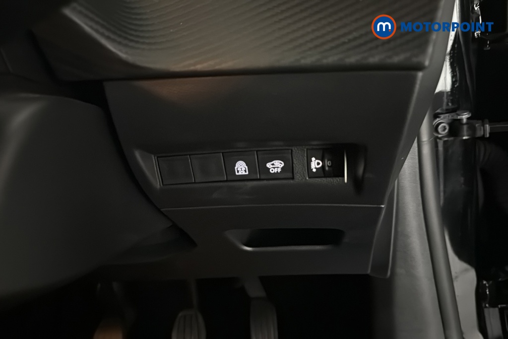 Peugeot 208 Allure Manual Petrol Hatchback - Stock Number (1680453) - 11th supplementary image