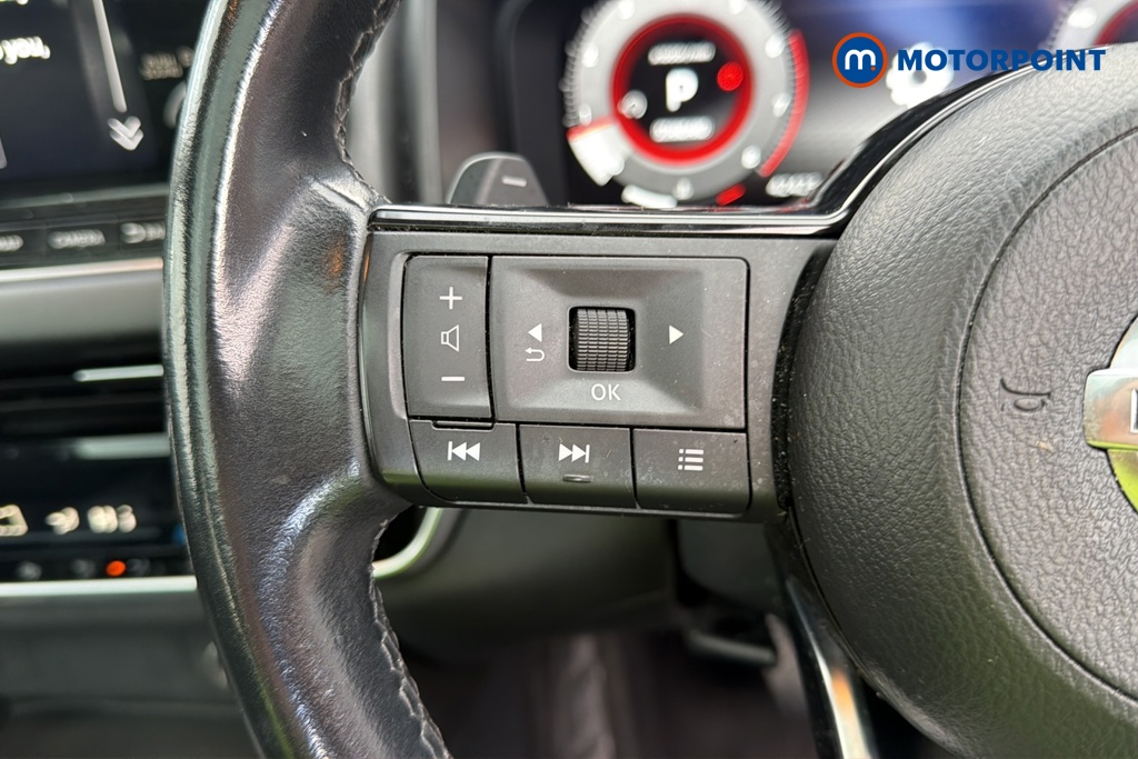 Nissan Qashqai N-Connecta Automatic Petrol SUV - Stock Number (1680719) - 4th supplementary image